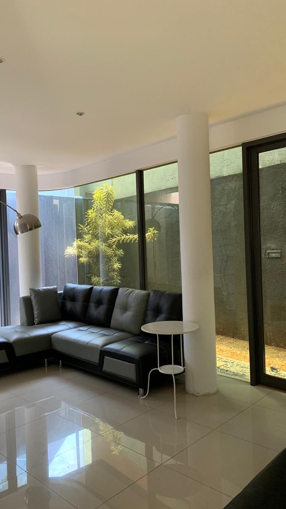 Rumah Siap Huni, Exterior Elegan, dan Hunian Nyaman @Ozone Residence, Veteran