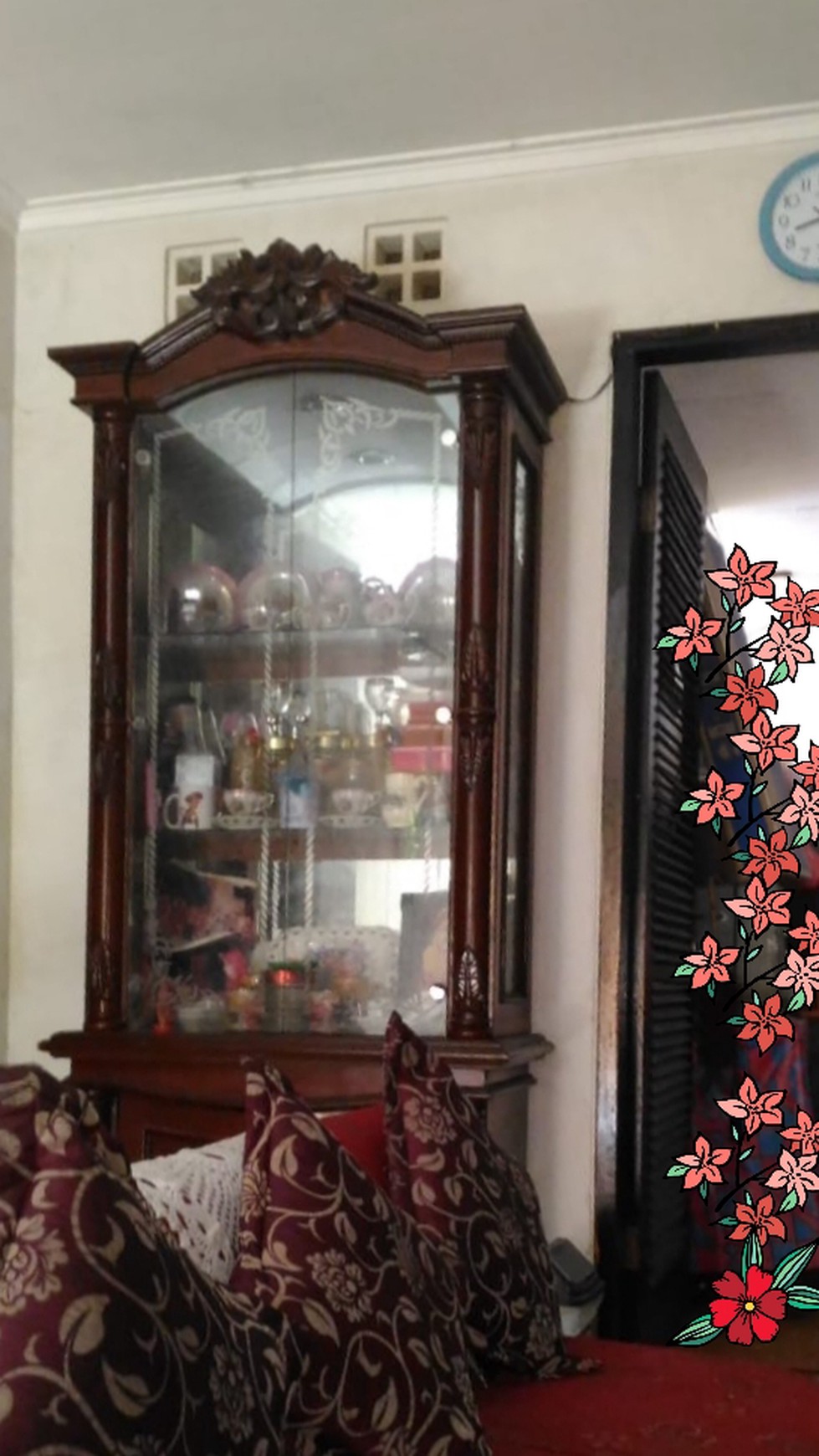 Rumah Minimalis di Cipadu Luas 105m Harga 1,3M nego