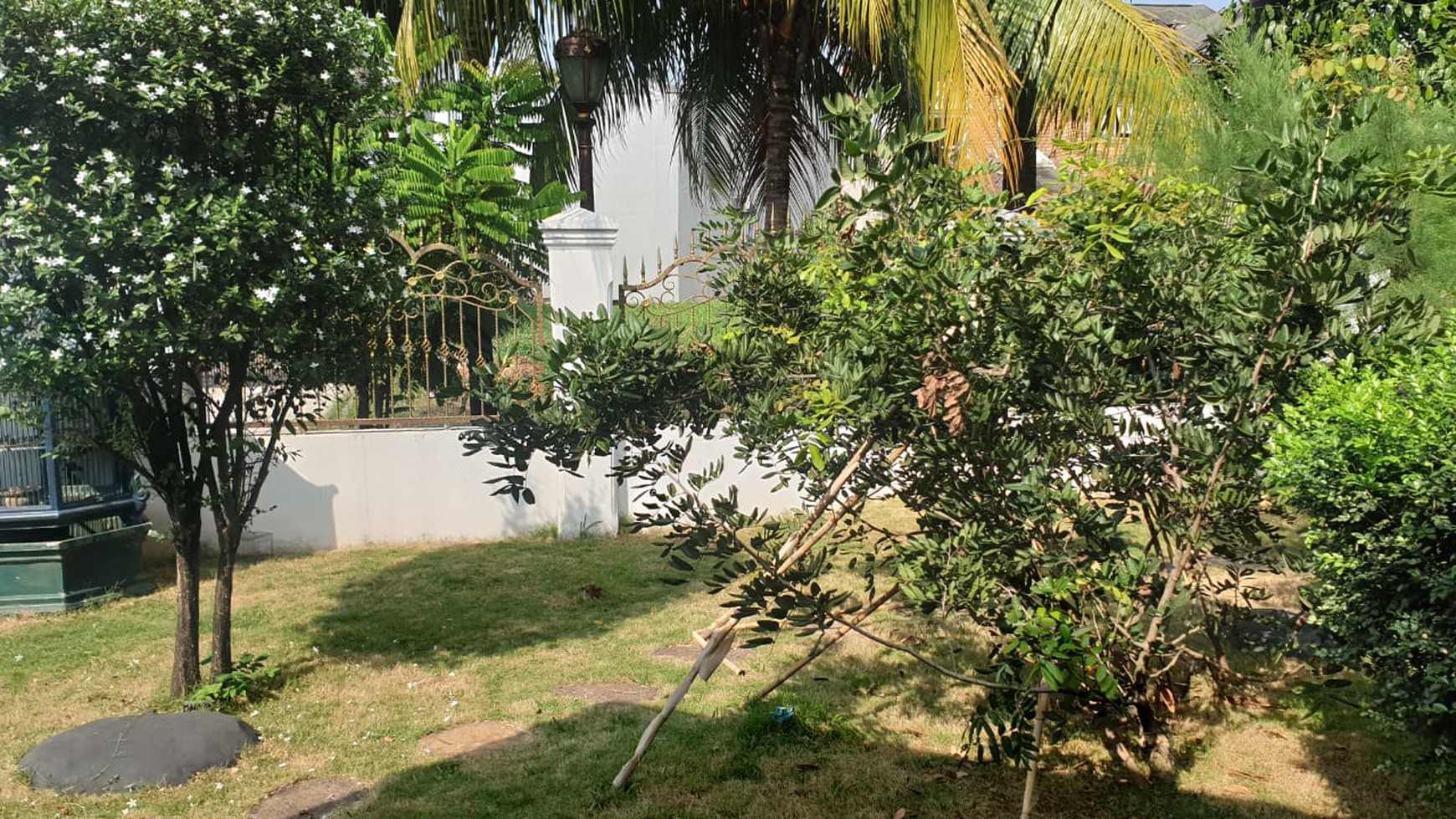 Rumah nyaman dan asri di dalam cluster, Dukuh Bima, Bekasi timur