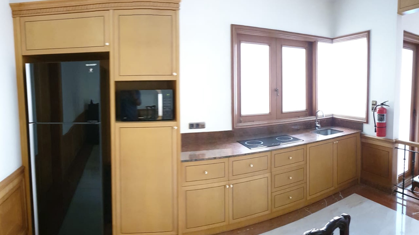 Sewa Rumah Pondok Indah Metro Alam Rumah Mewah S.Pool