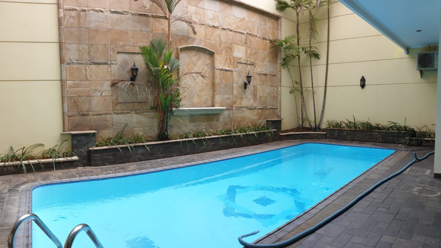 Sewa Rumah Pondok Indah Metro Alam Rumah Mewah S.Pool