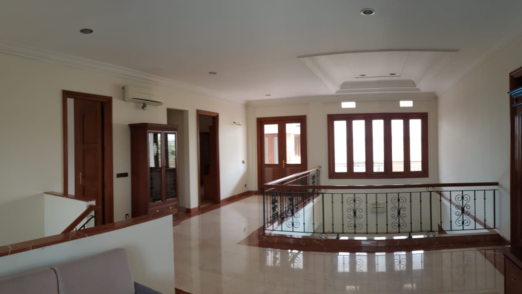 Sewa Rumah Pondok Indah Metro Alam Rumah Mewah S.Pool