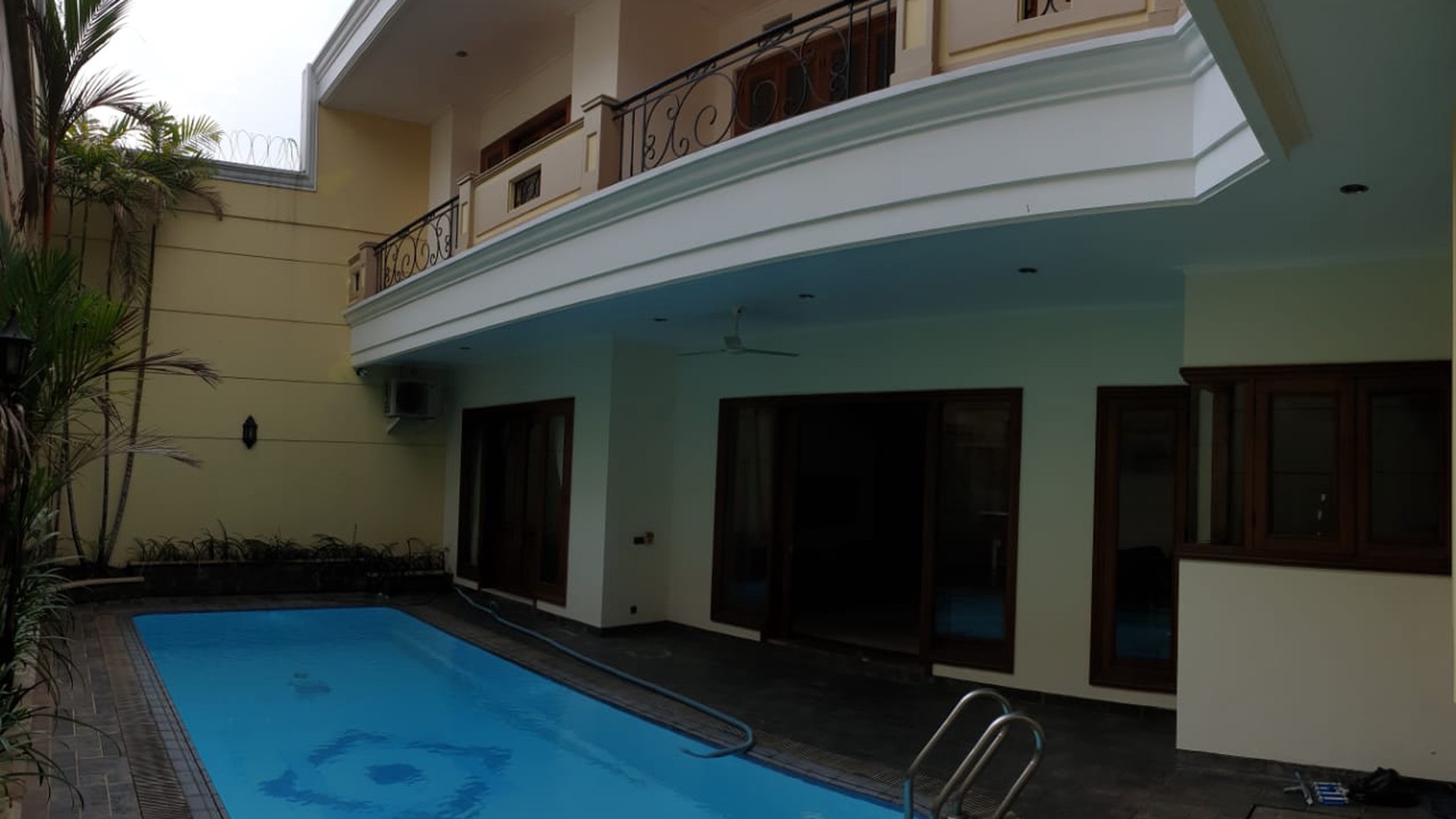 Sewa Rumah Pondok Indah Metro Alam Rumah Mewah S.Pool