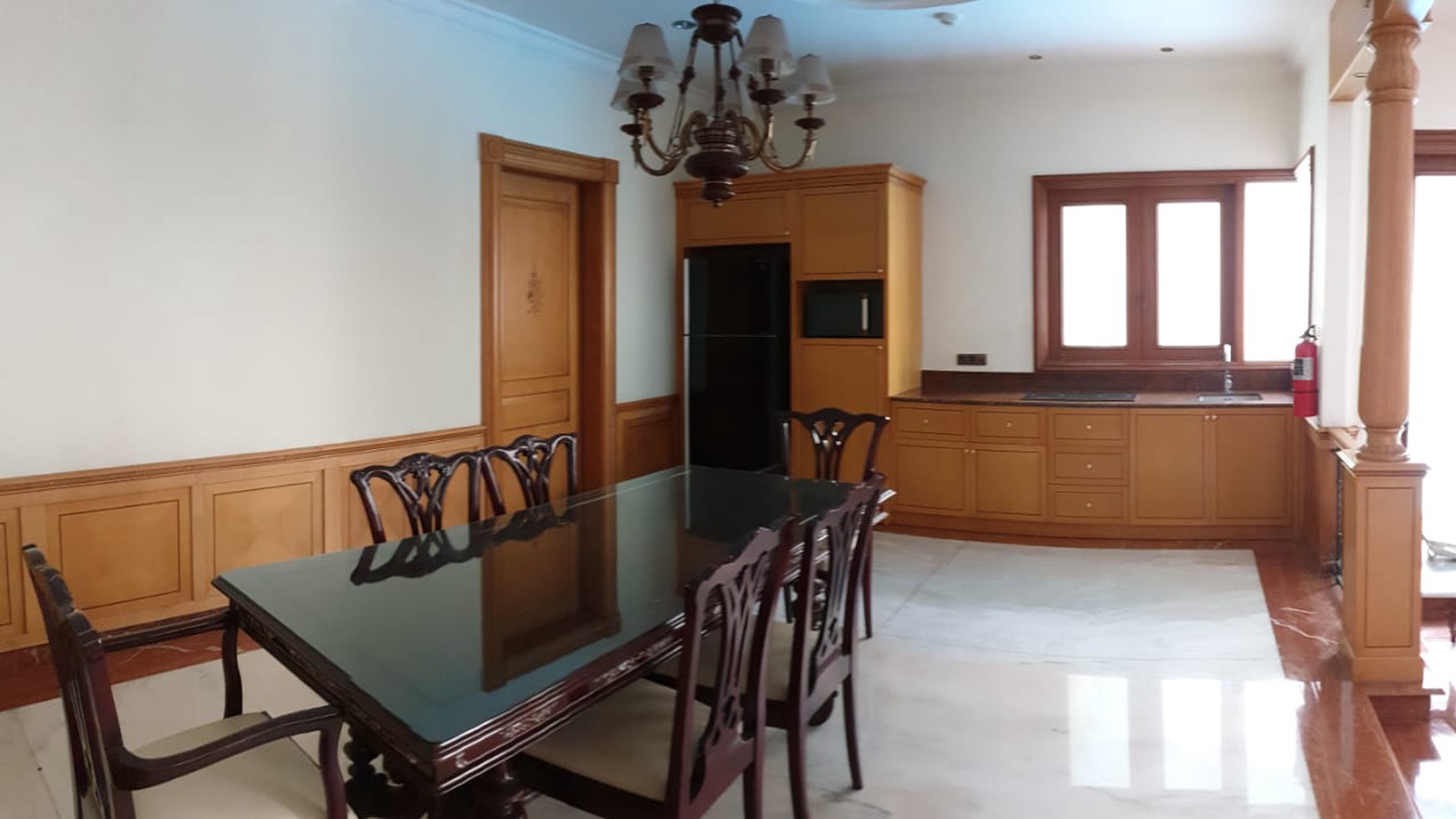 Sewa Rumah Pondok Indah Metro Alam Rumah Mewah S.Pool