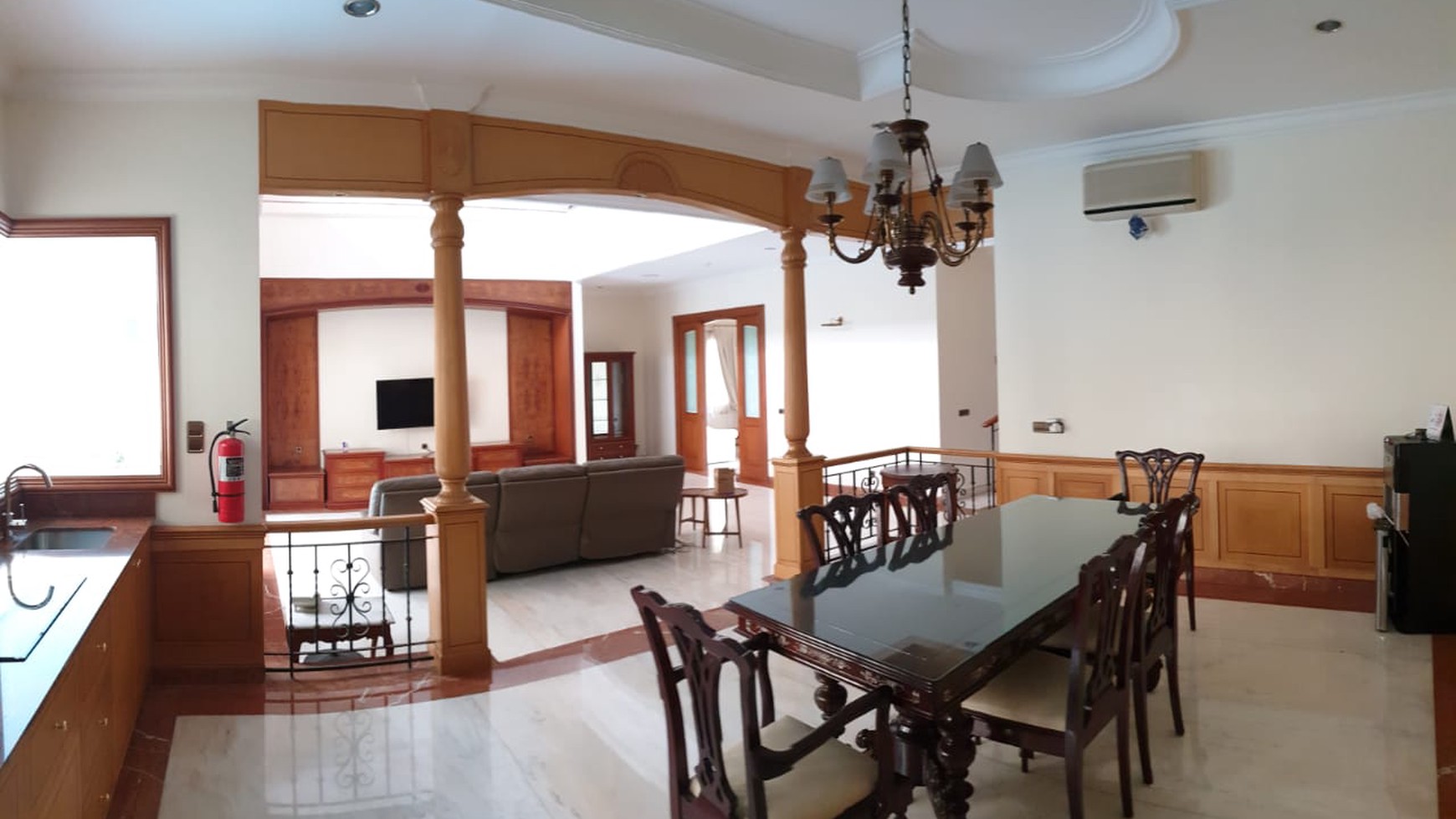 Sewa Rumah Pondok Indah Metro Alam Rumah Mewah S.Pool