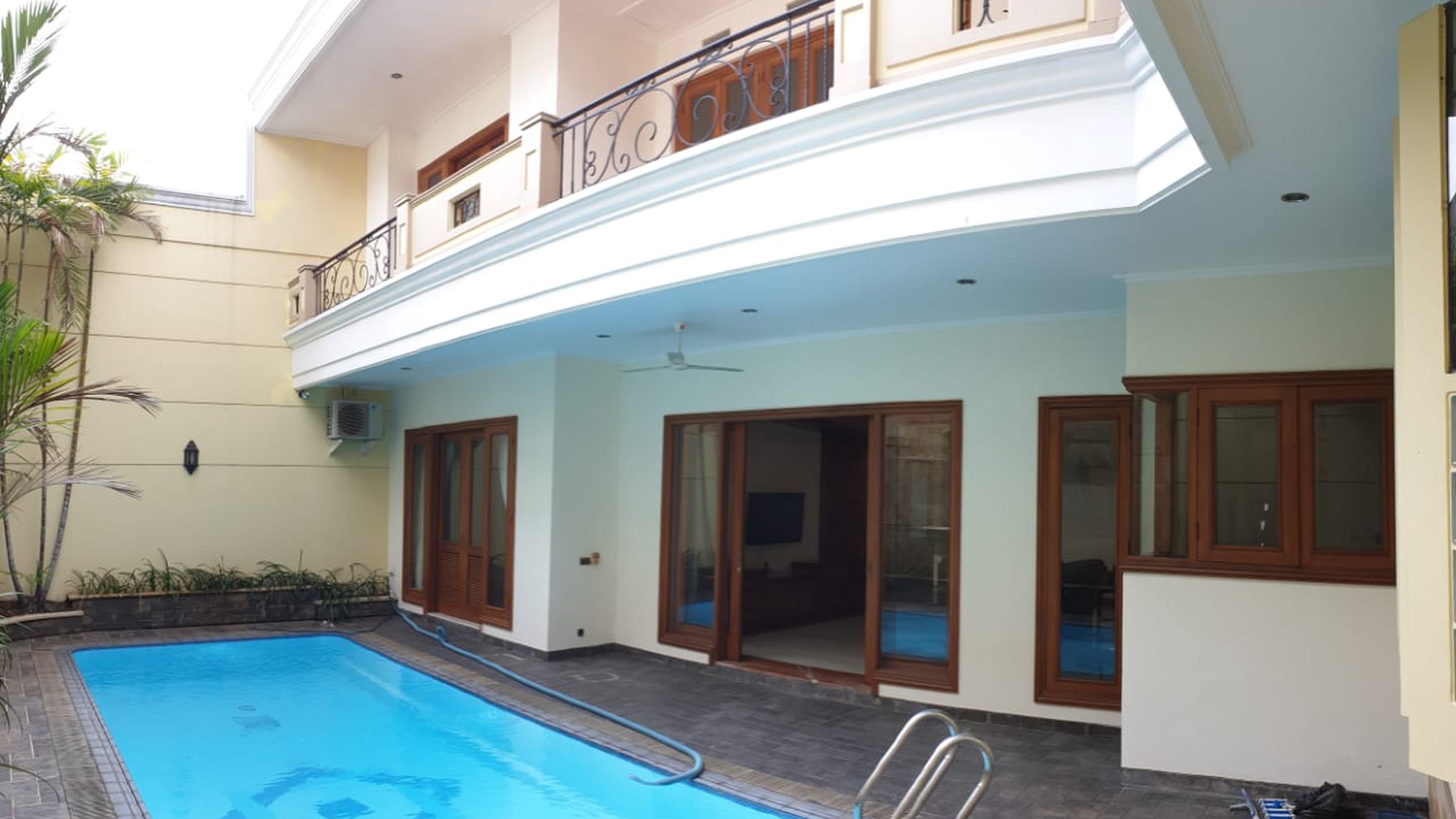Sewa Rumah Pondok Indah Metro Alam Rumah Mewah S.Pool