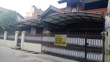 Rumah Kelapa Cengkir Timur Furnish, Luas 20x18m2