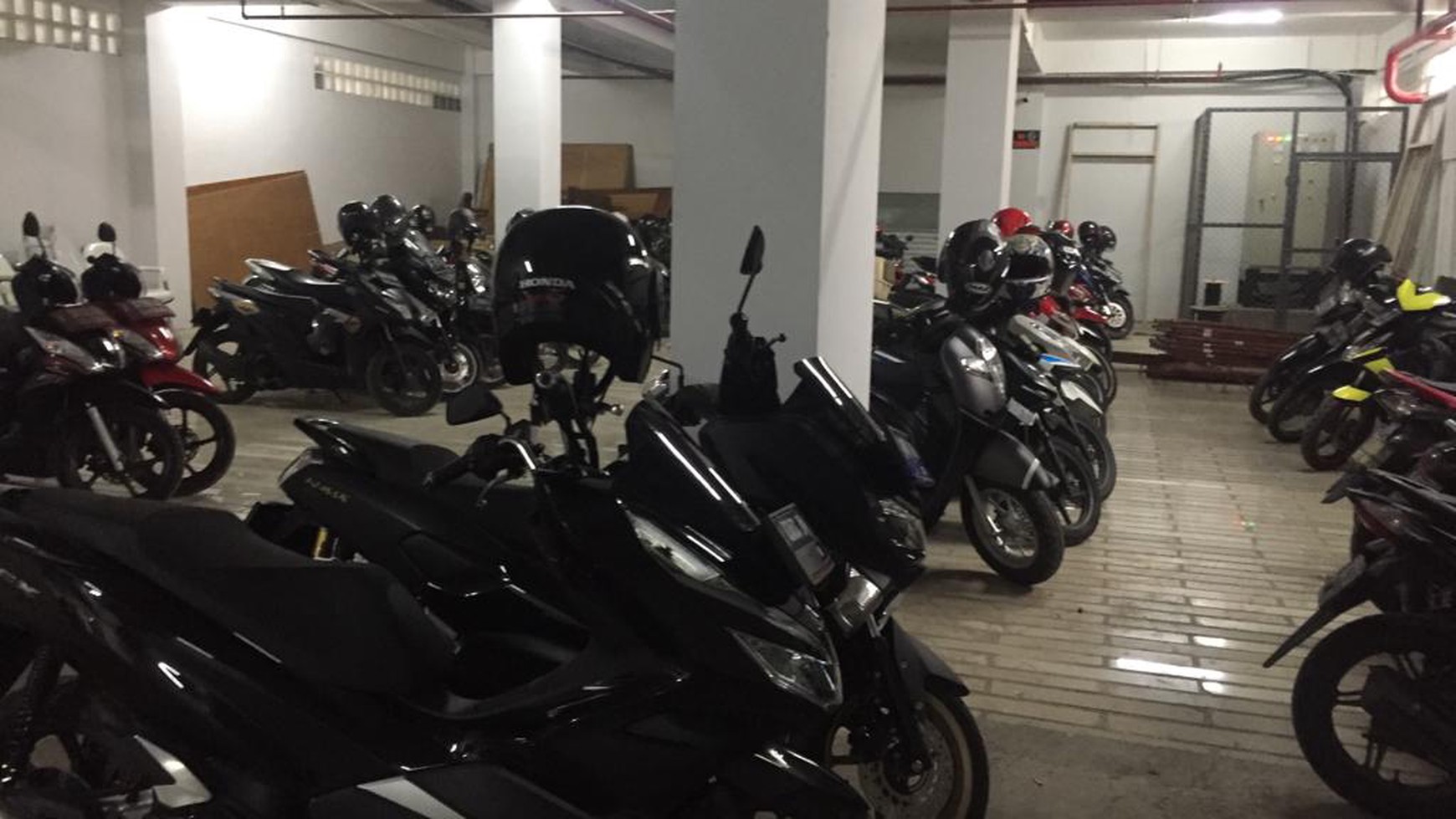 OFFICE SPACE / RUANG KANTOR DISEWAKAN DI KEBAYORAN BARU JAK-SEL