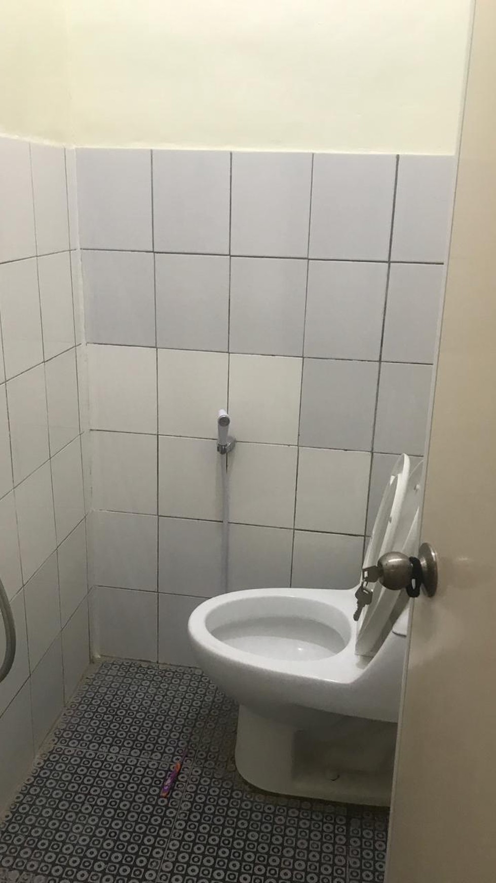 RUMAH RENOV SIAP HUNI DALAM AREA JL CUCUR BINTARO JAYA SEKTOR 4