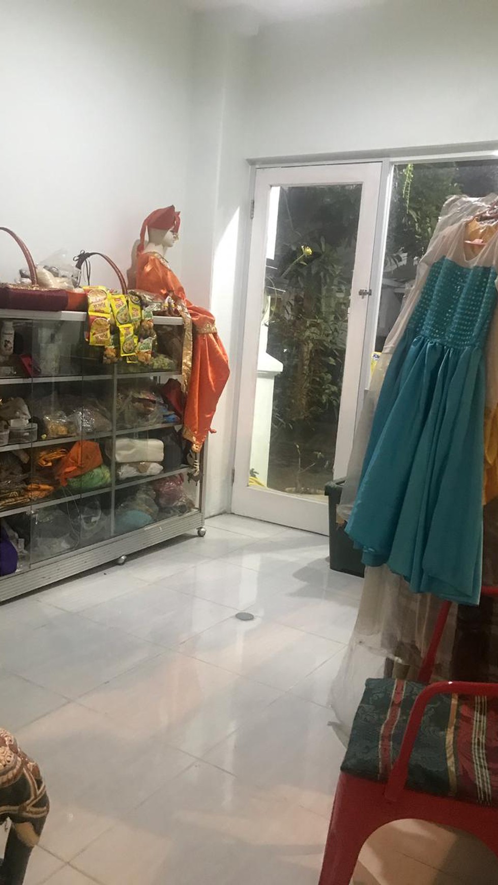 RUMAH RENOV SIAP HUNI DALAM AREA JL CUCUR BINTARO JAYA SEKTOR 4