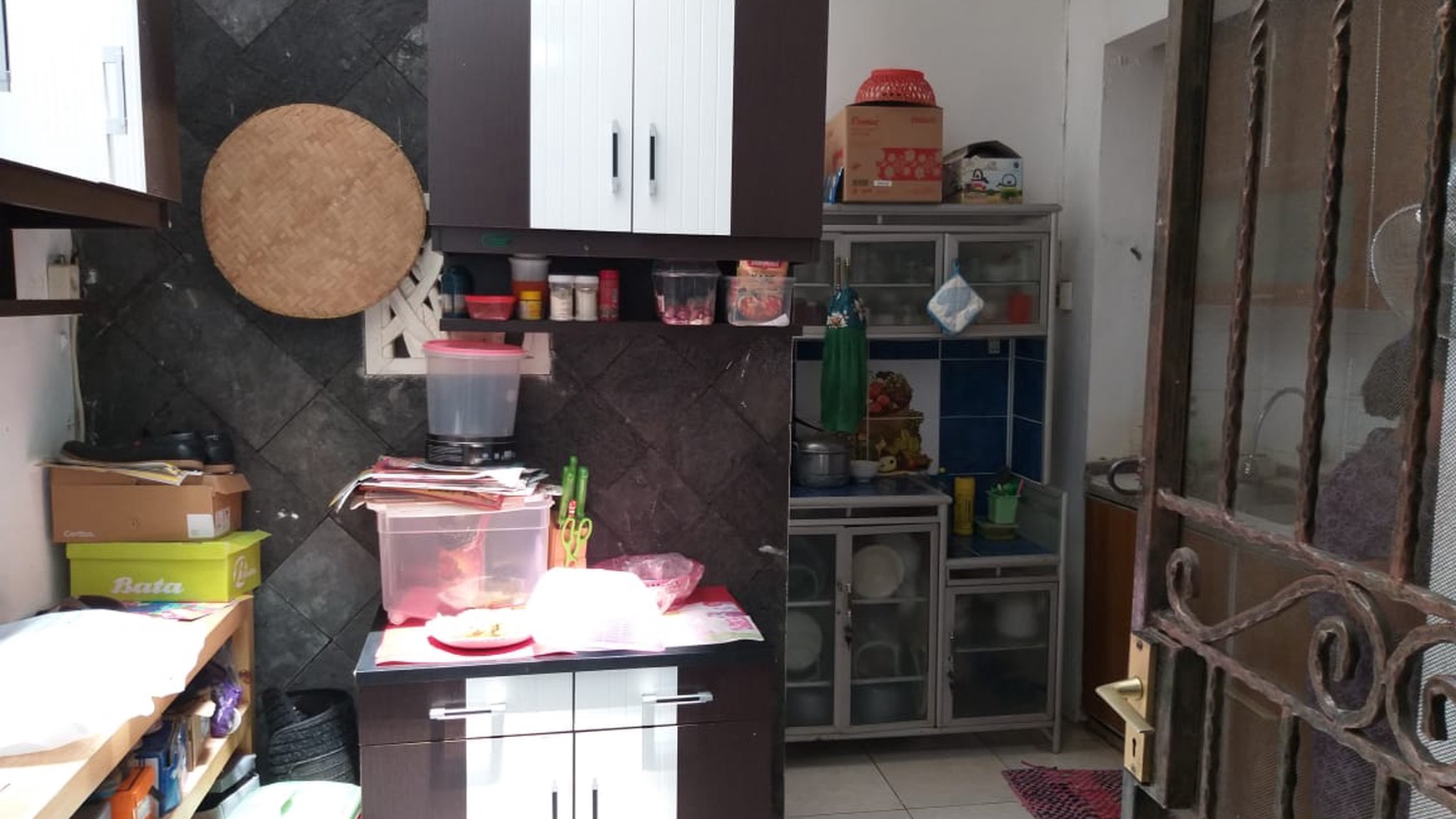 Rumah Siap Huni, Hunian Nyaman dan Asri @Bintaro