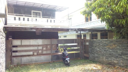 Rumah Siap Huni Dengan 3 Bangunan Dalam Satu Tanah Di Cibubur