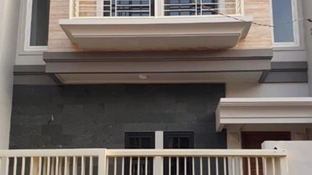 Rumah di Semolowaru Elok, Baru Gress, Minimalis, Siap Huni - TAN -