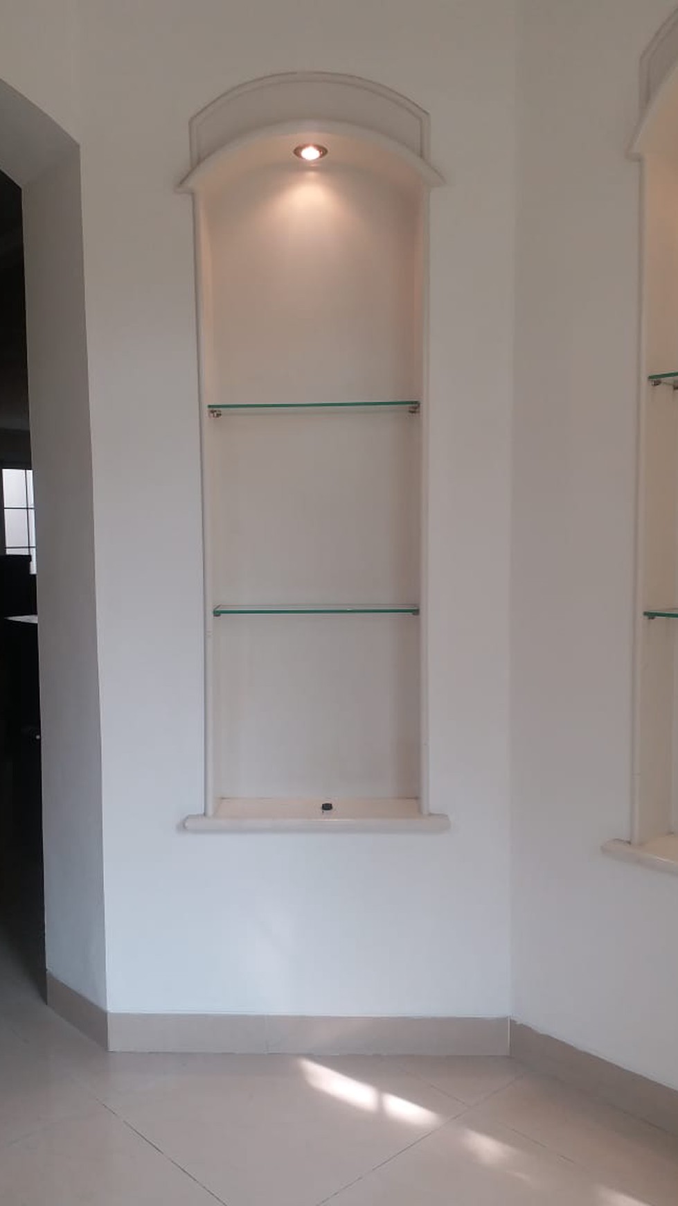 Di Sewakan Rumah Di JL. Sumatera - Lippo Karawaci Tangerang