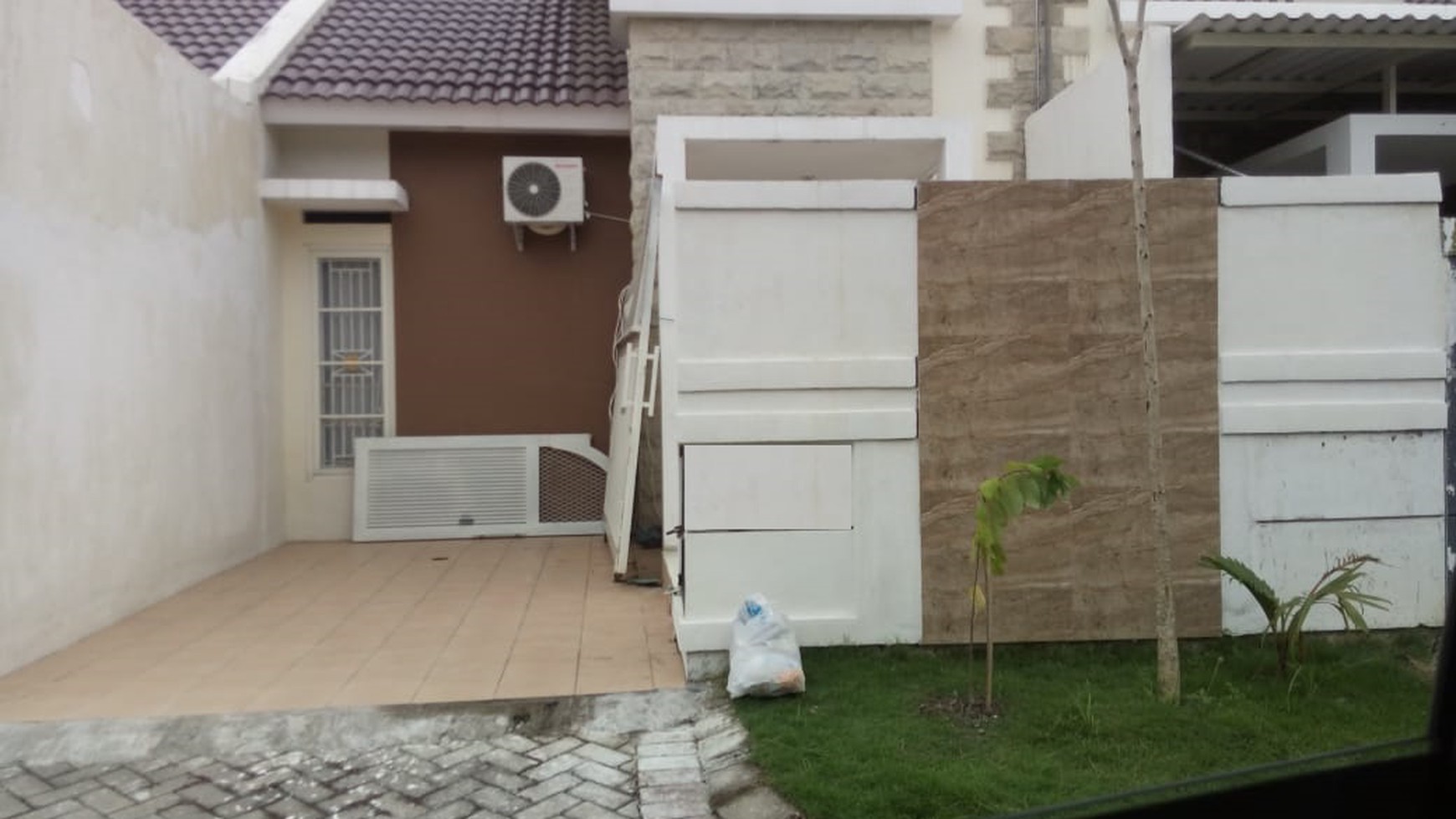 Rumah Puri Surya Gedangan Valencia Icon Gedangan Sidoarjo