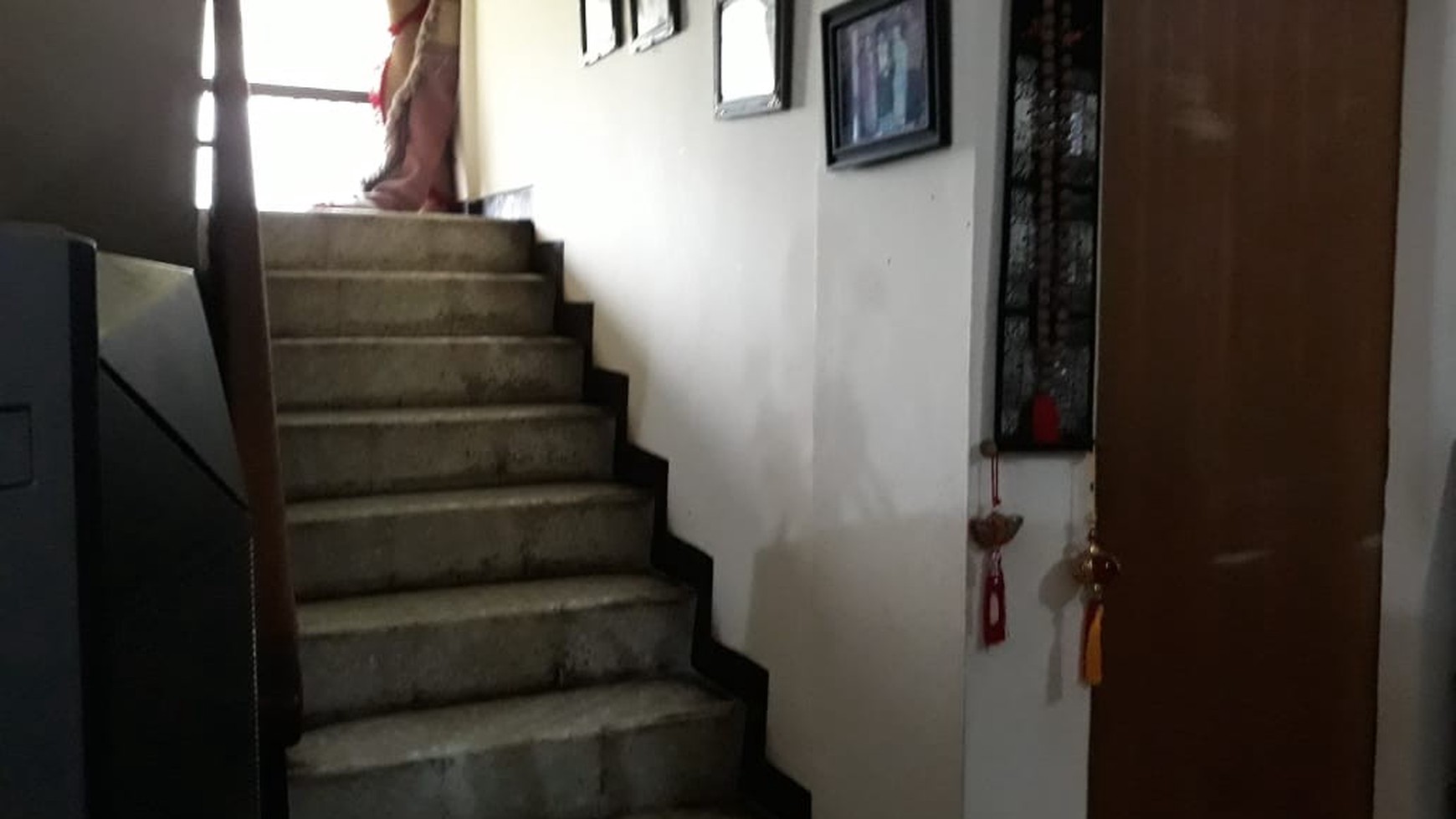 Rumah Asri Di Perumahan Cinere