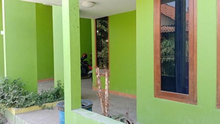RUMAH TINGGAL COCOK UNTUK KELUARGA BESAR, DI MANDUNGAN 2, GODEAN