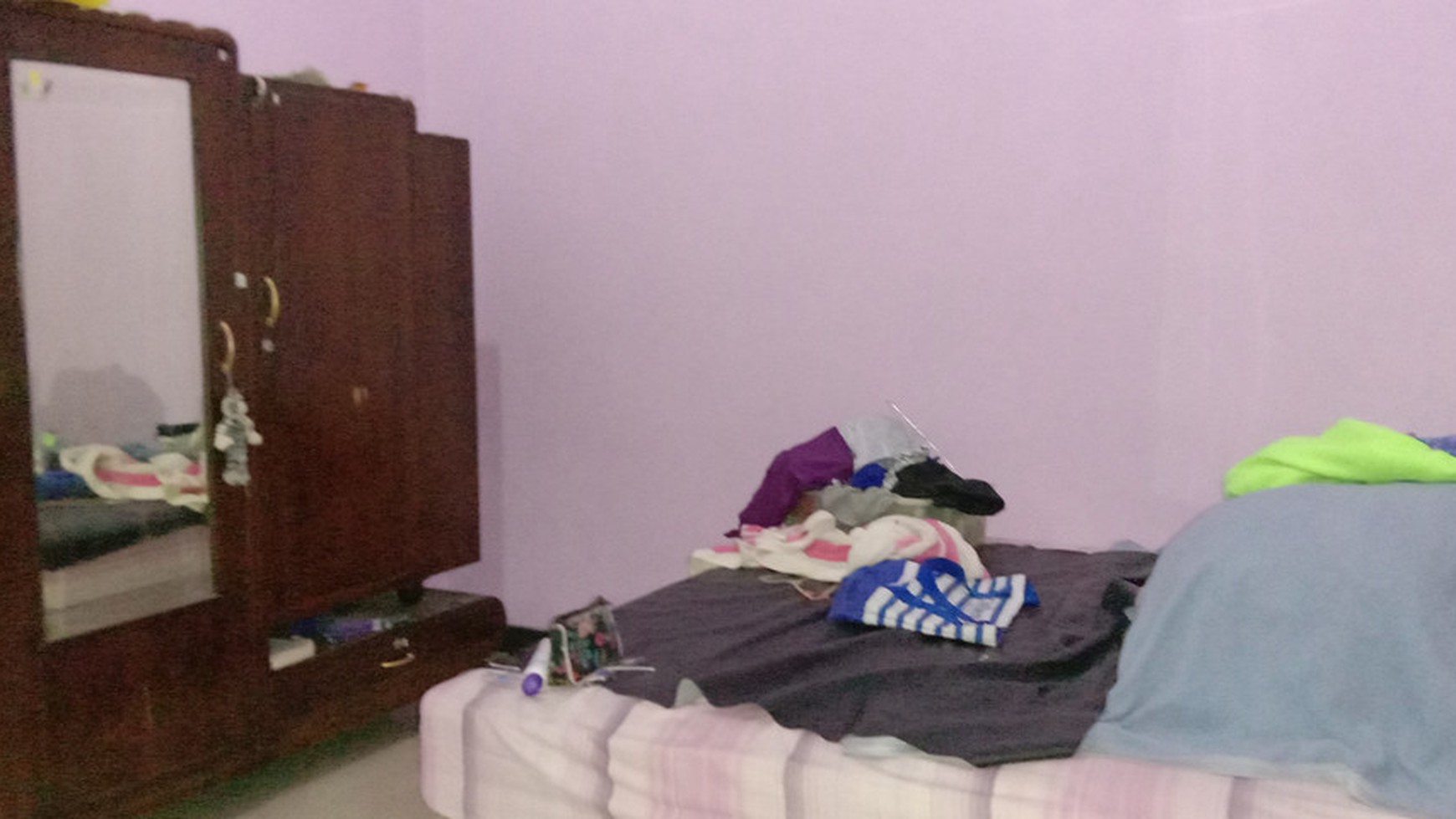 RUMAH TINGGAL COCOK UNTUK KELUARGA BESAR, DI MANDUNGAN 2, GODEAN