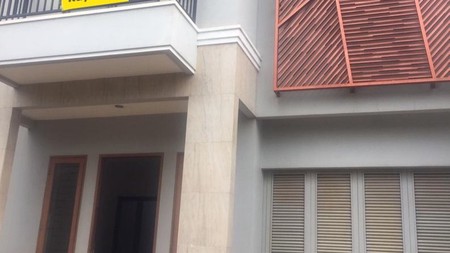 Dijual Rumah Modern Minimalis Siap Huni Daerah Cilandak