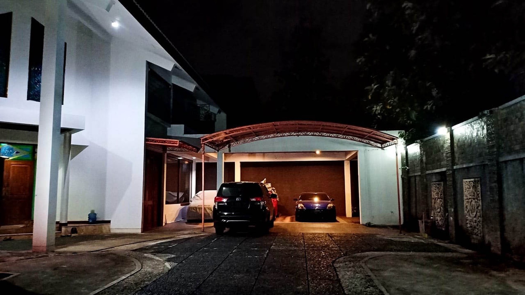 Rumah Kav Polri Luas 735m2/1100m2