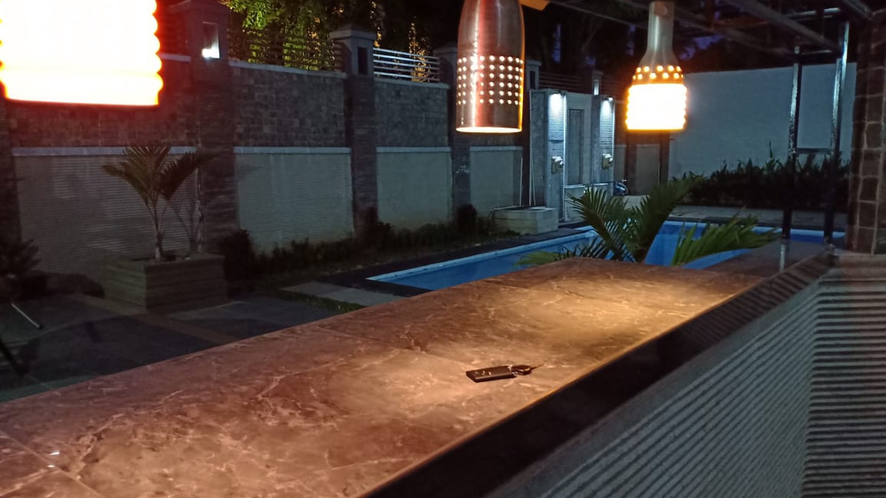 Rumah Kav Polri Luas 735m2/1100m2