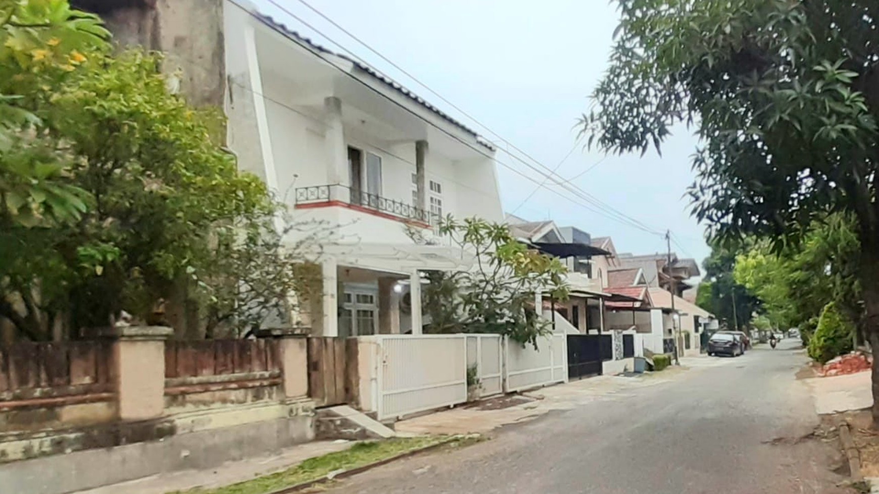 Rumah siap huni 1Lantai di Sektor V Bintaro luas 120m, harga 2M nego