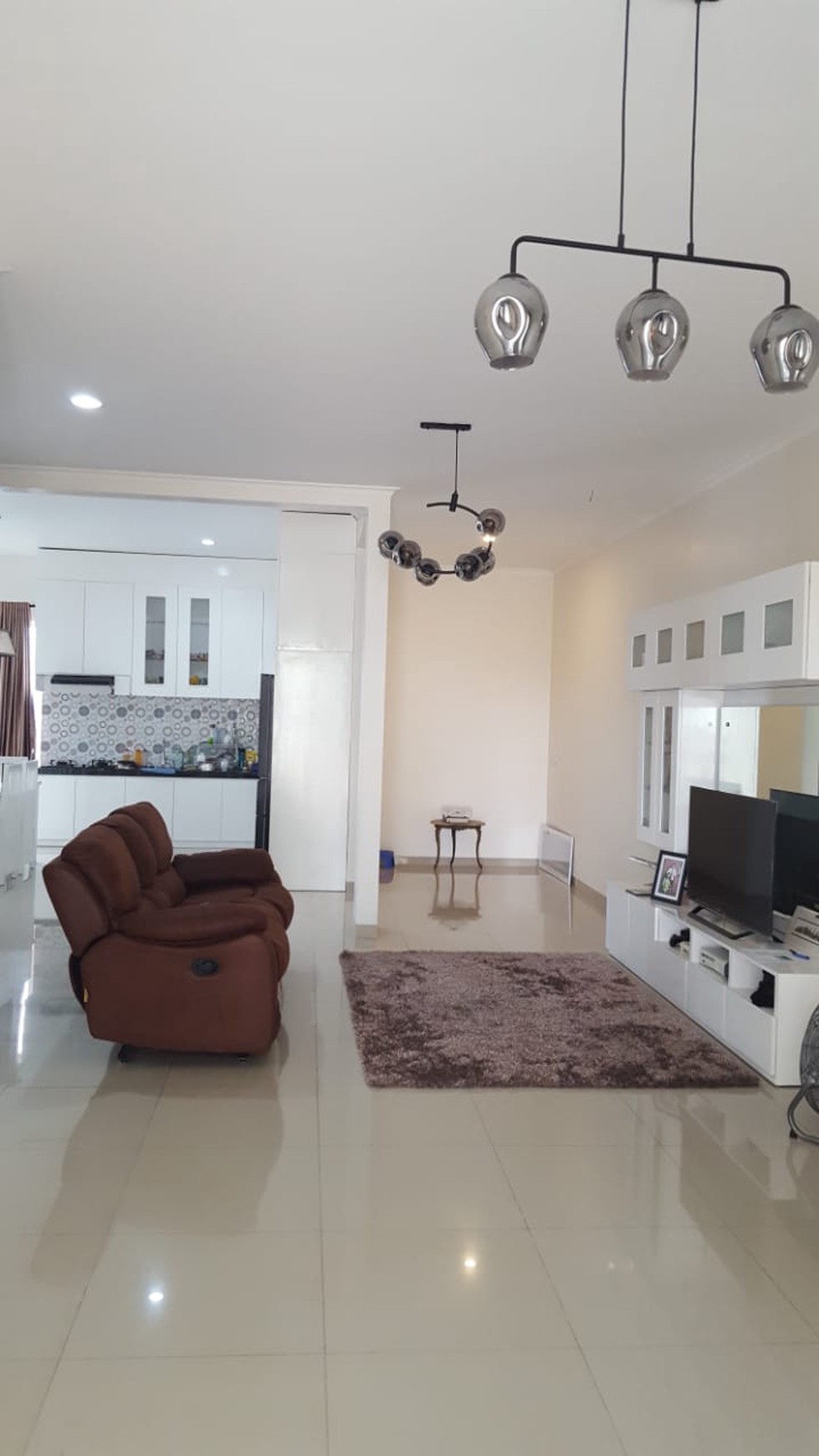 Rumah di Suvarna Sutera Cluster Daru, Pasar kemis Tangerang