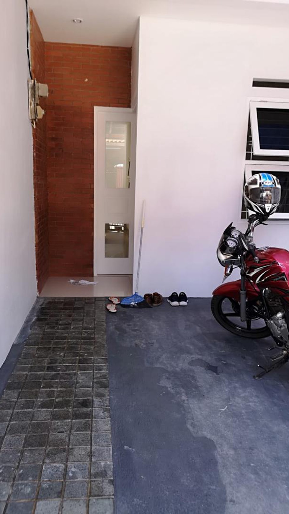 RUMAH CANTIK SIAP HUNI DI CINERE