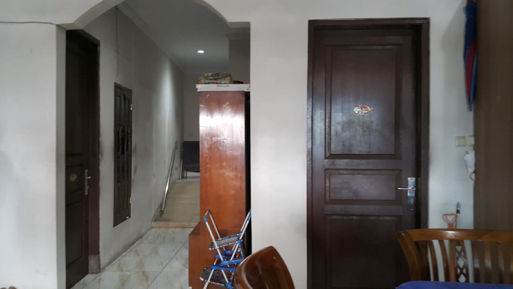 Rumah + Cafe di JL. Kisamau Pasar lama Tangerang