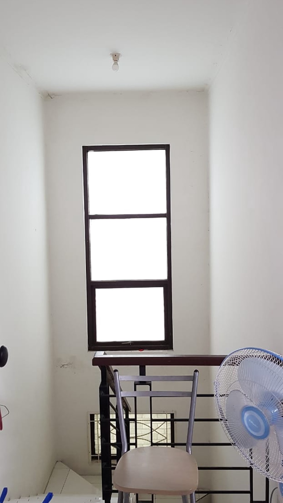 Rumah Di JL. Palem golf cluster madrid palem semi karawaci Tangerang