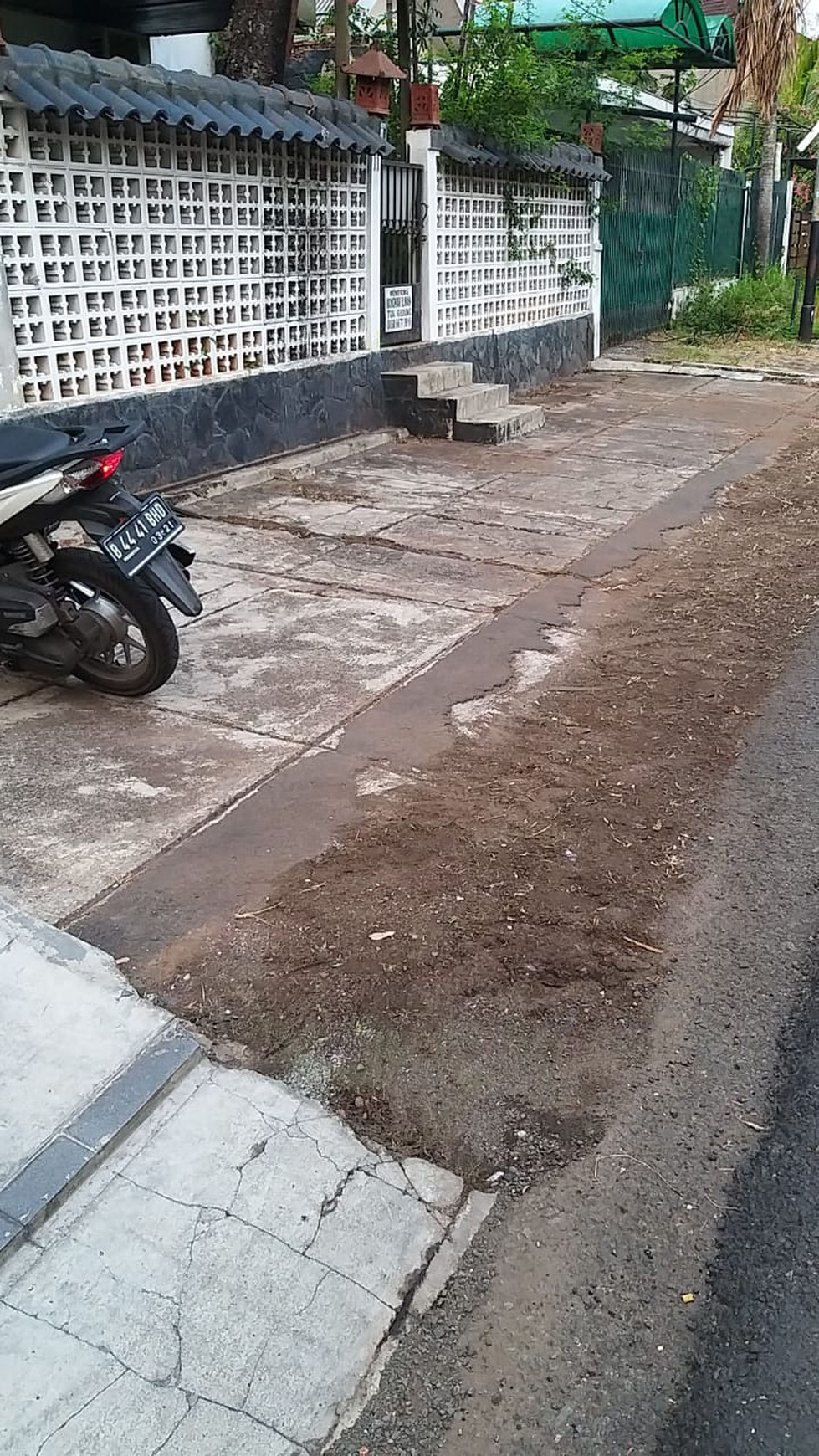 Rumah Hitung Tanah Di Kebayoran Baru
