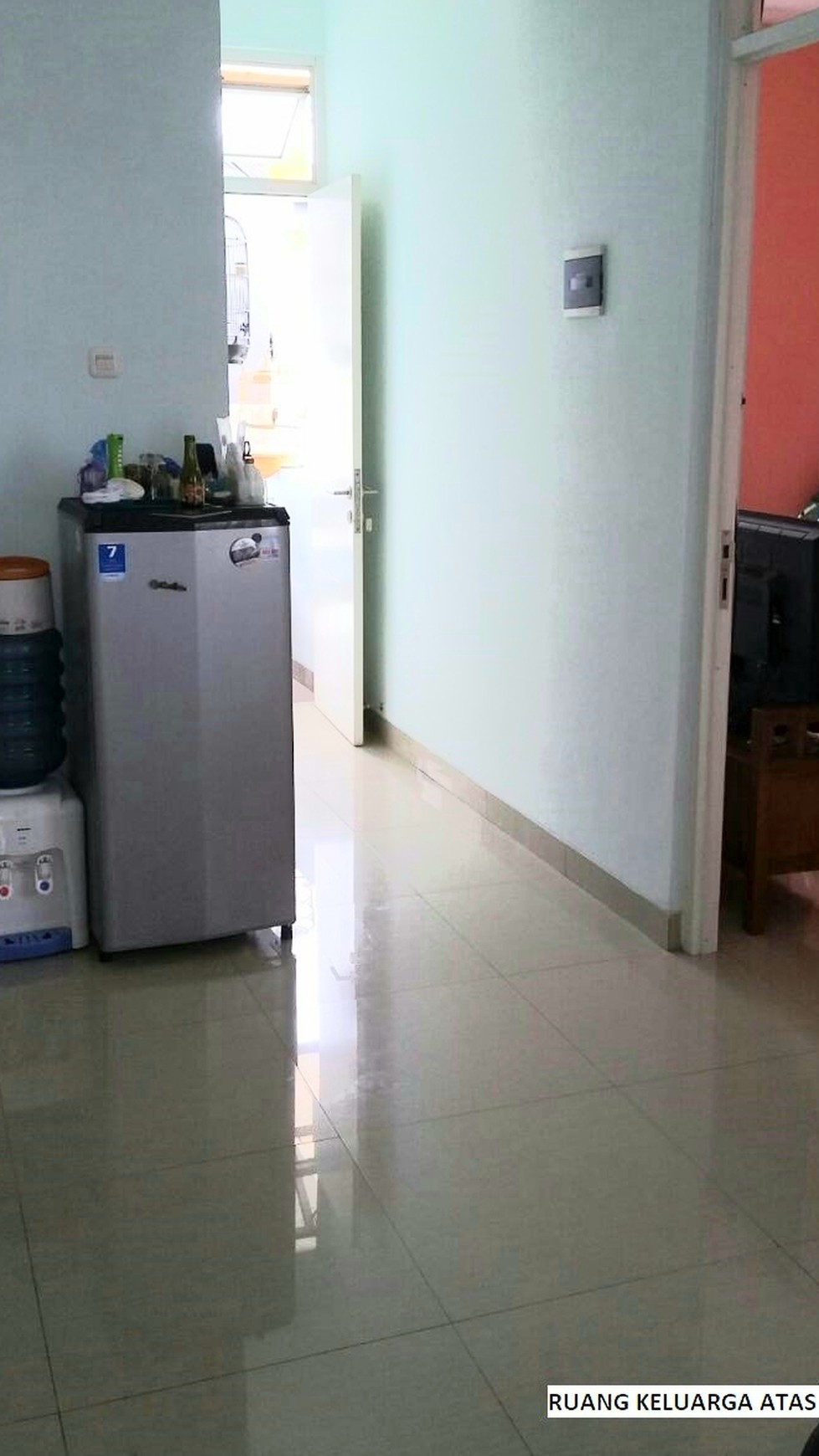 Rumah Cantiq Minimalis Bintaro luas 98 m harga 1,65M nego sampai DEAL