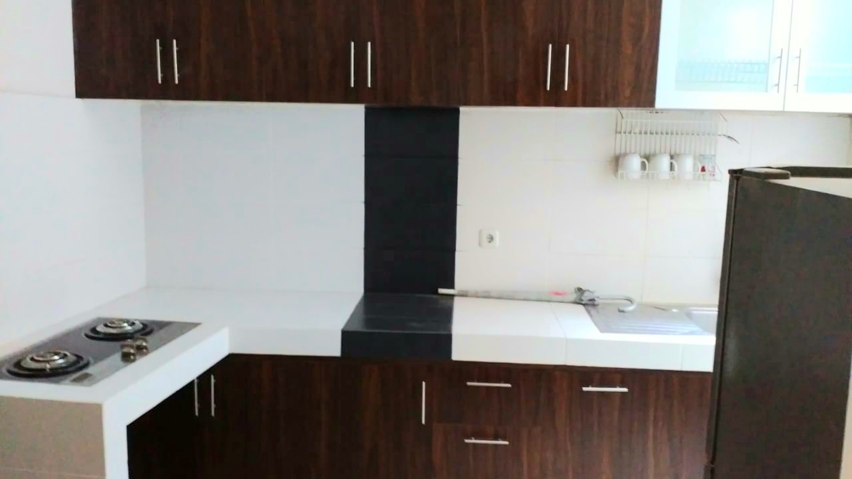 Rumah Cantiq Minimalis Bintaro luas 98 m harga 1,65M nego sampai DEAL