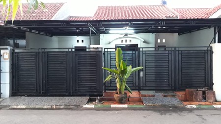 Dijual Rumah Bagus Di Villa Dago Cluster Kintamani Pamulang