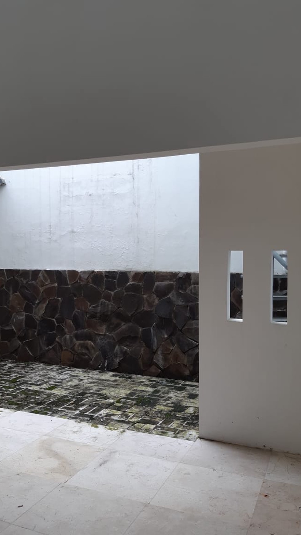 Rumah Murah Cantik, Minimalis dan Siap Huni di Kawasan Premium Senayan, Bintaro