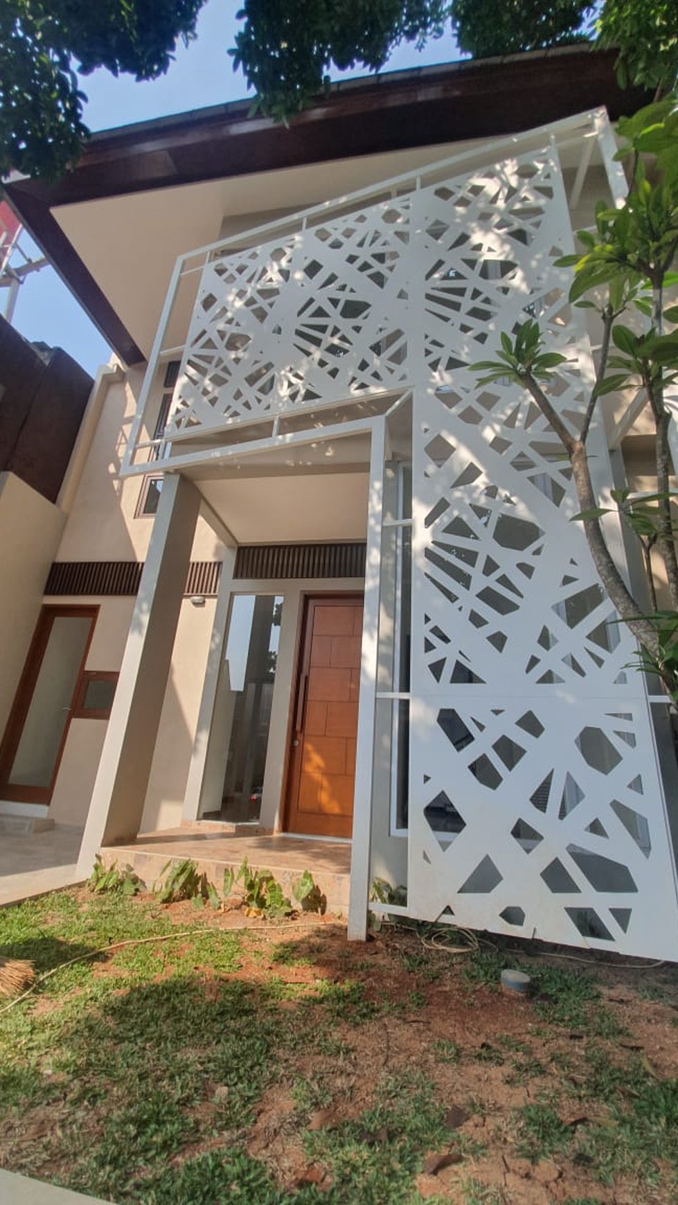 Rumah Bagus Brand New Di Mahagoni Park, Graha Bintaro