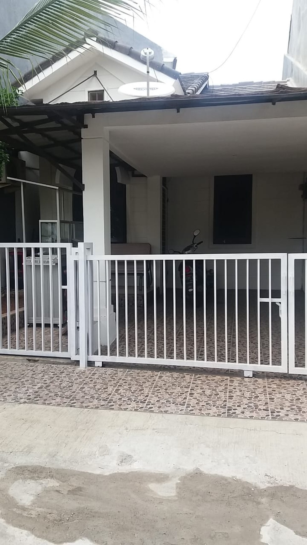 Rumah Cantik,siap huni di Ciputat