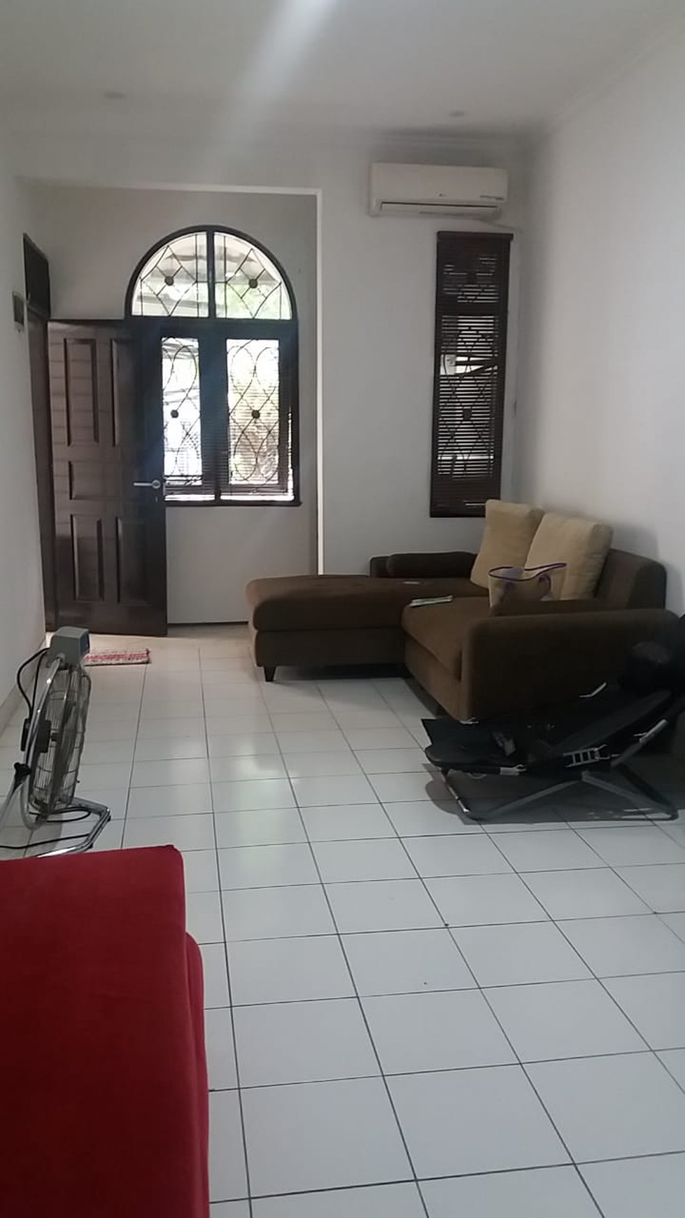 Rumah Cantik,siap huni di Ciputat