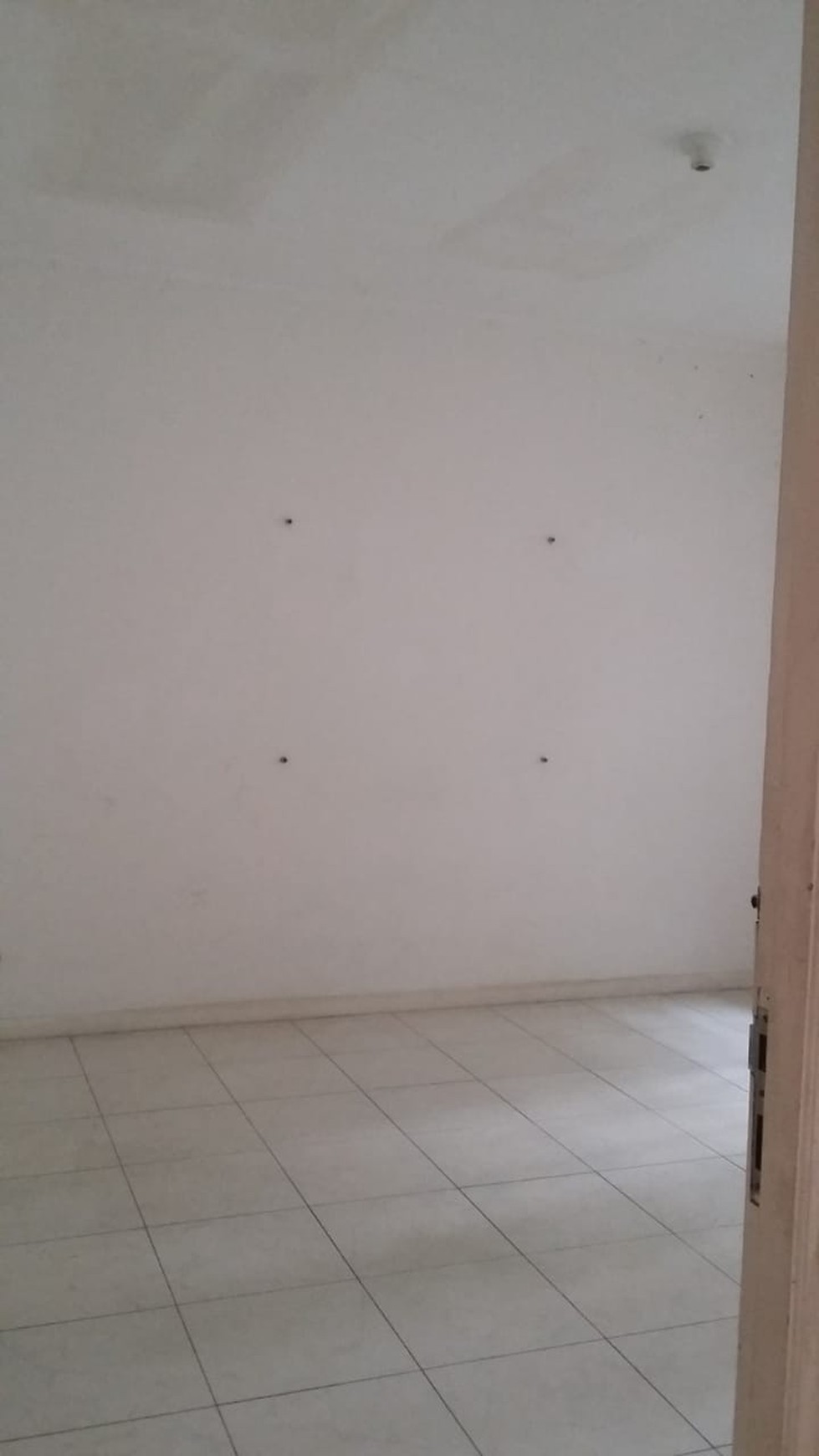 Rumah Siap Huni, Hunian Nyaman dan Asri @Bintaro