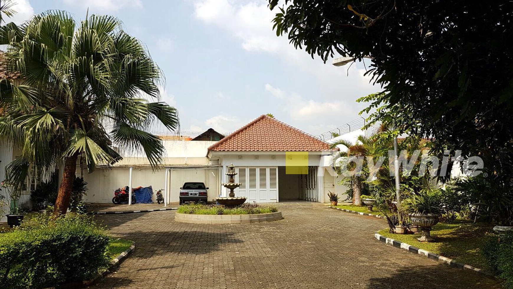 Rumah Luas Murah Komplek Setneg Cidodol Raya