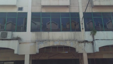 Ruko Pengampon Square Pabean Surabaya