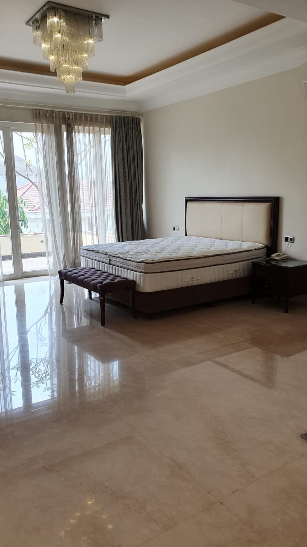 Sewa Rumah Metro Alam Pondok Indah ... Ada Lift.. Ada