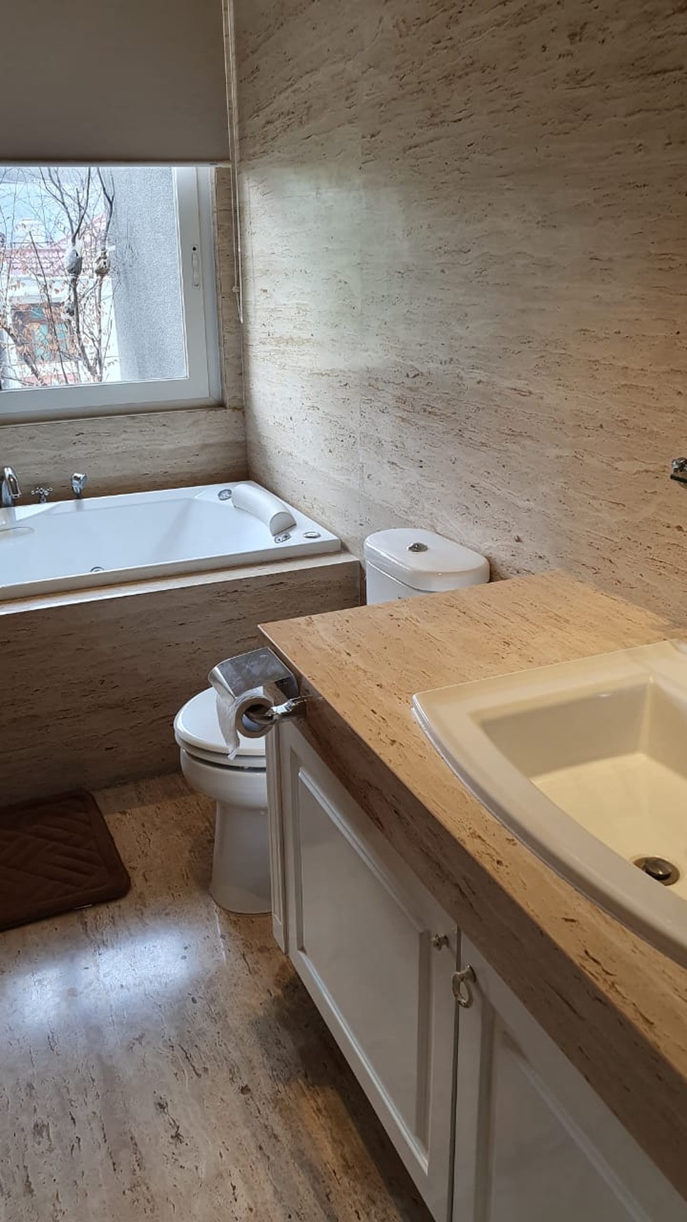 Sewa Rumah Metro Alam Pondok Indah ... Ada Lift.. Ada