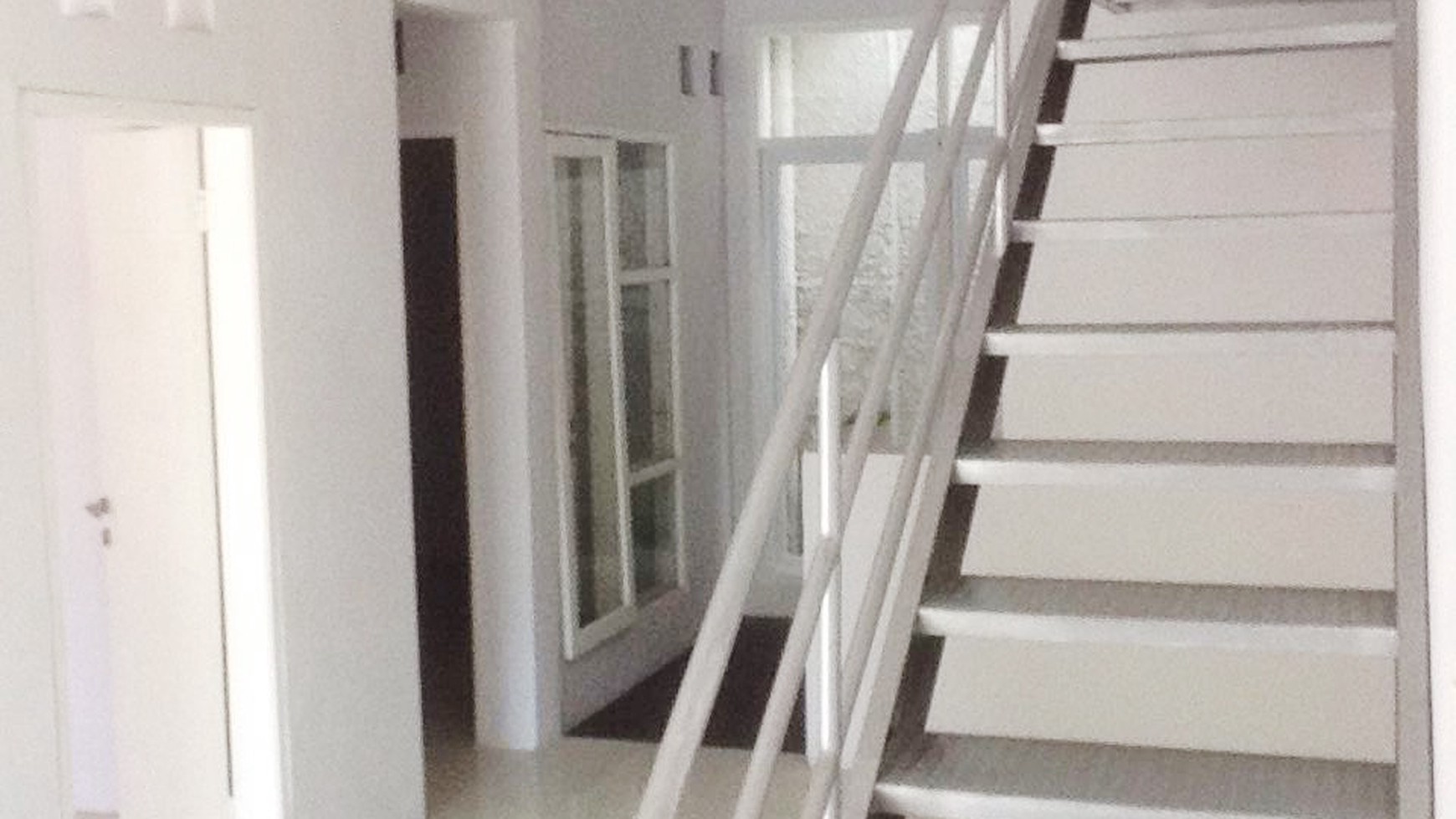 Rumah Siap Huni, Hunian Nyaman dan Asri @Bintaro