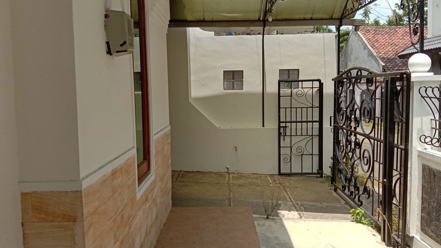 RUMAH TINGGAL, DI GRIYA INDAH, DEKAT STIE YKP&MIROTA GODEAN.