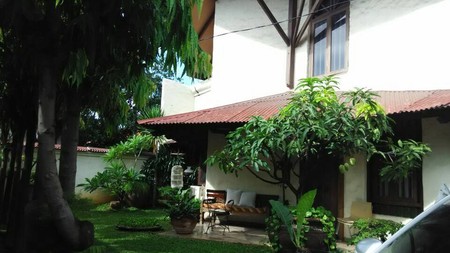 Rumah Vintage, Hunian Nyaman dan Asri @Rempoa