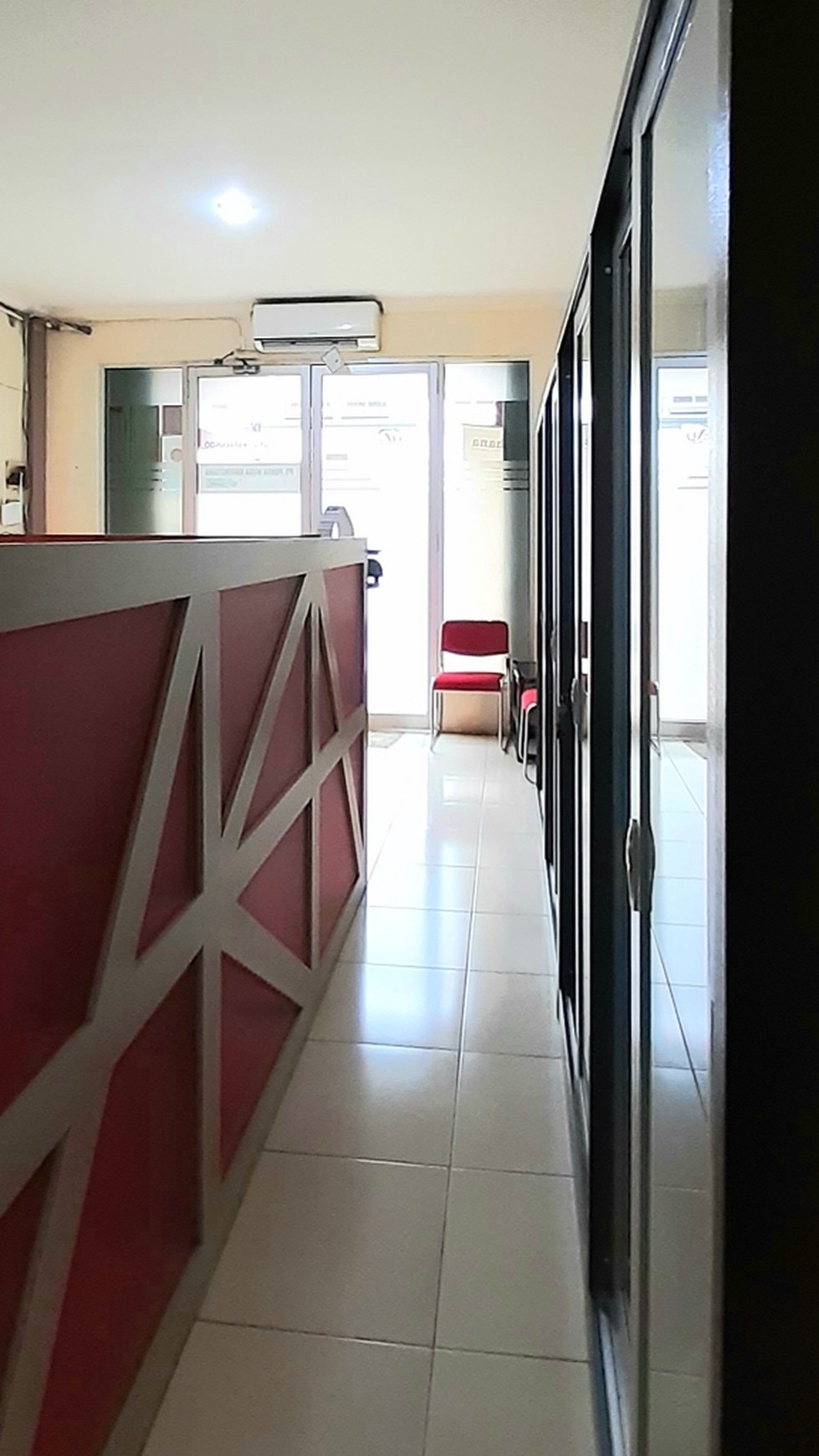 Ruko Victorian 2 Lt. Luas 32m harga 60 Jt/thn, Bintaro Sektor 3