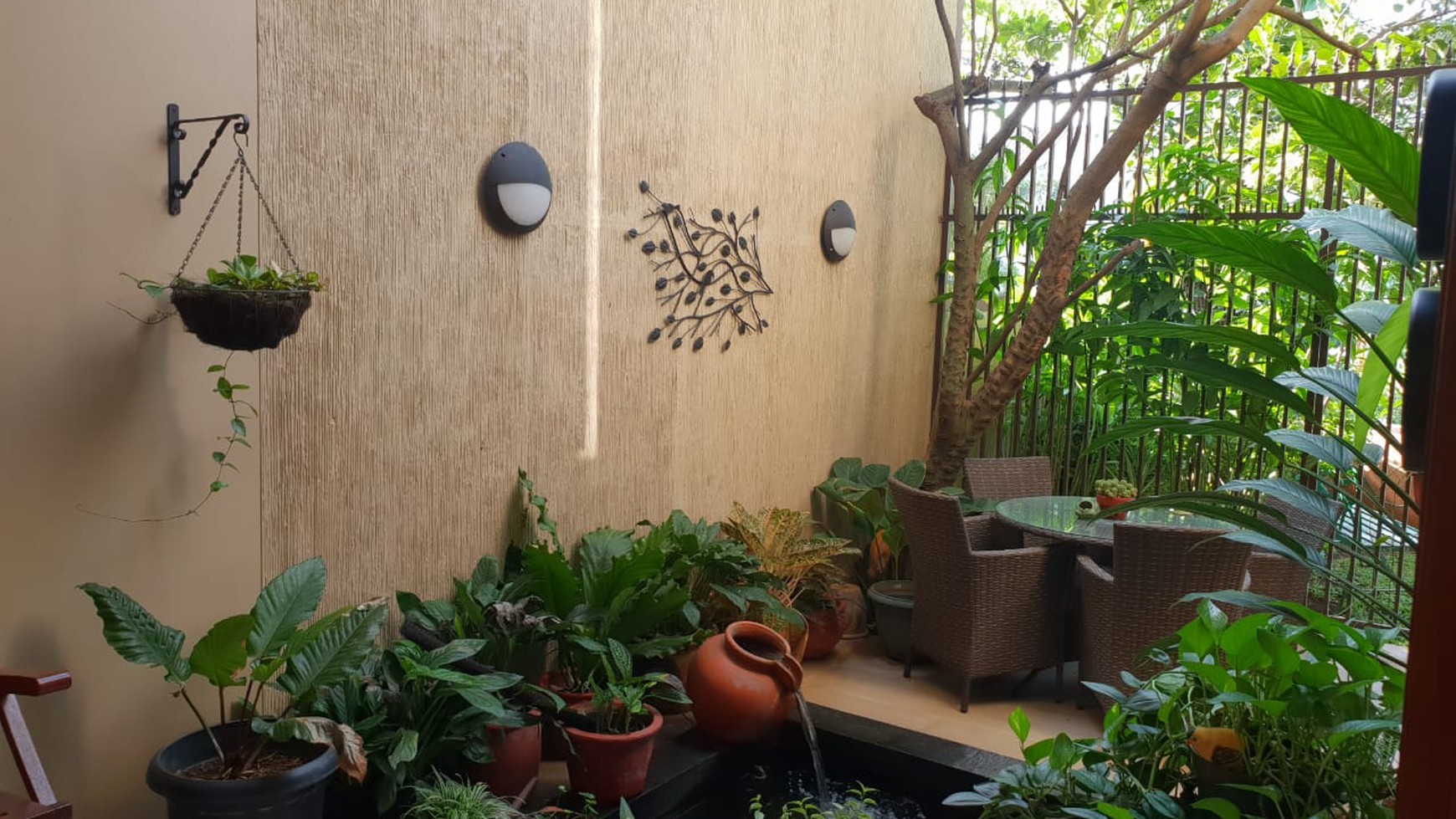 Rumah rapih & homie Villa cinere mas