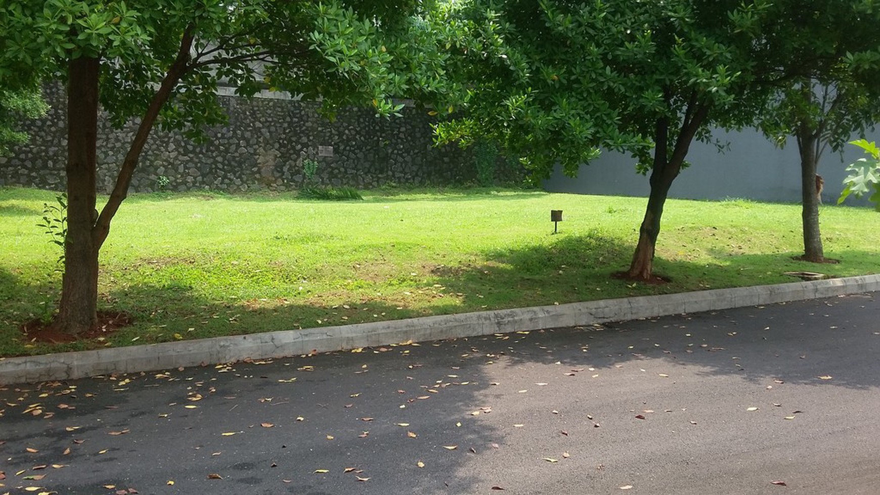 Kavling Hoek,lokasi Depan Taman di Sektor 7 Bintaro Jaya