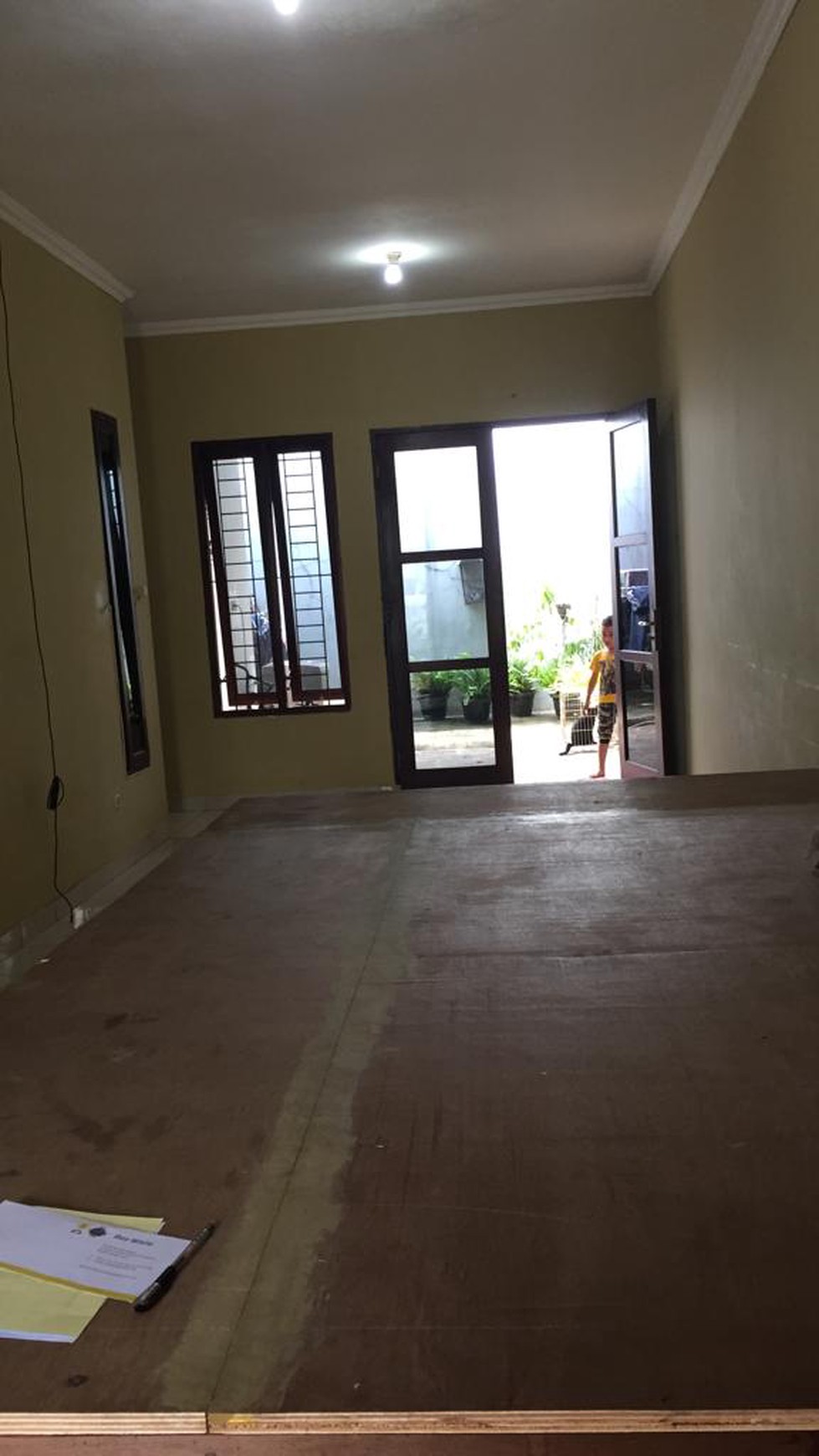 Minimalis Di Komplek Pajak Cipadu